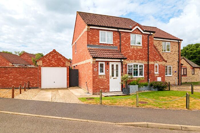 3 Bedroom Semi-Detached House For Sale In Ash Meadow, Necton, PE37