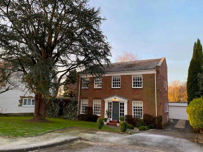 3 Bedroom Detached House For Sale In Manor Drive, Hilton, Yarm, TS15