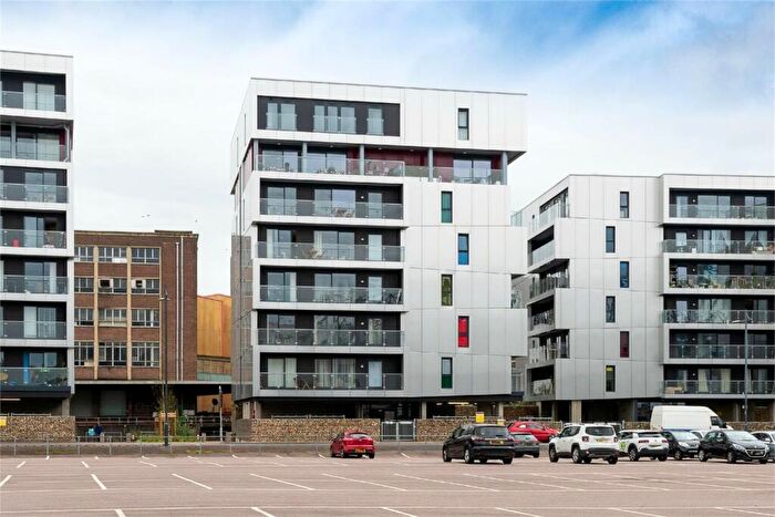 1 Bedroom Apartment For Sale In Geoffrey Watling Way, Norwich, NR1