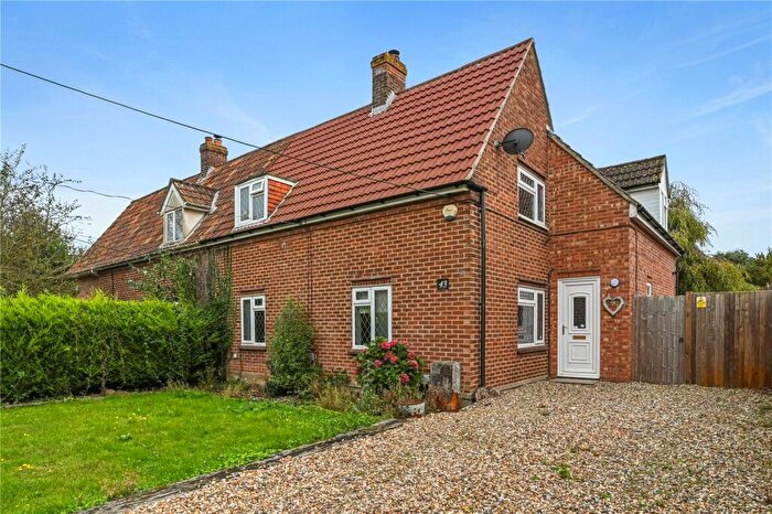 3 Bedroom Semi-Detached House For Sale In Harwich Road, Lawford, Manningtree, Essex, CO11