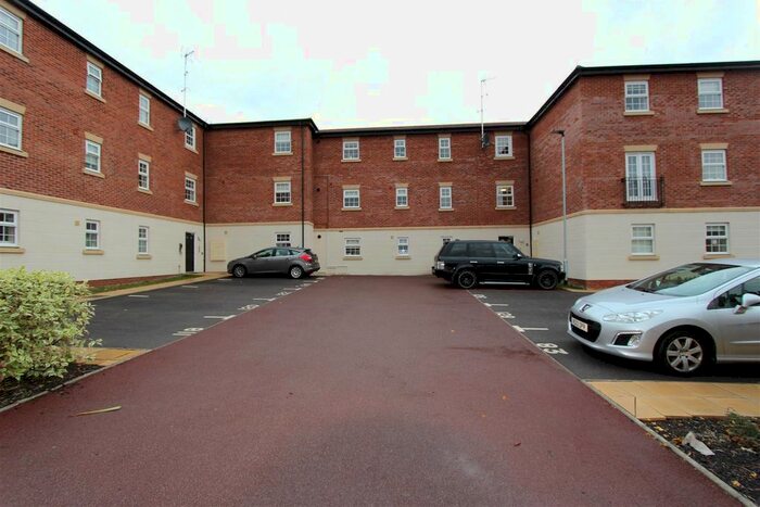 2 Bedroom Flat To Rent In Horse Fair Lane, Rothwell, Kettering, NN14