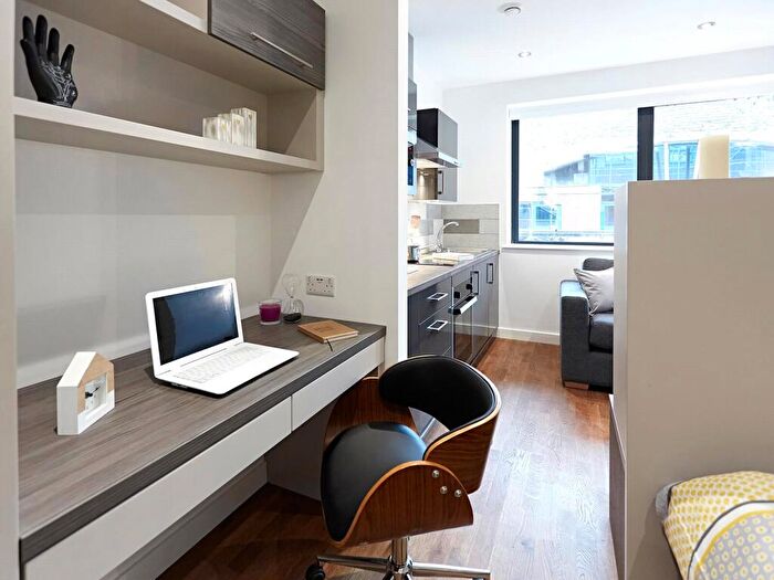 Apartment To Rent In Apt, Havana Residence #, LS2