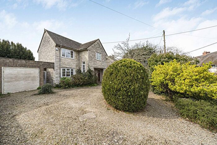 3 Bedroom Detached House For Sale In Appleton Road, Cumnor, OX2