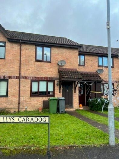 2 Bedroom Property To Rent In Llys Caradog, Creigiau, Cardiff, CF15