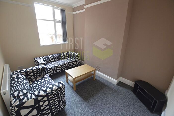 6 Bedroom Terraced House To Rent In Westcotes Drive, West End, LE3