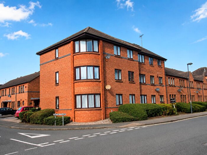 2 Bedroom Apartment For Sale In Etruria Gardens, Chester Green Derby, DE1