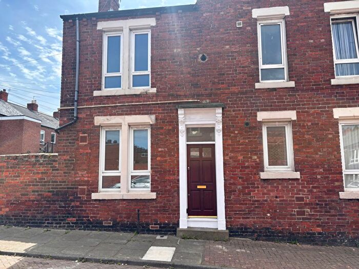 1 Bedroom End Of Terrace House To Rent In Temple Street, South Shields, NE33