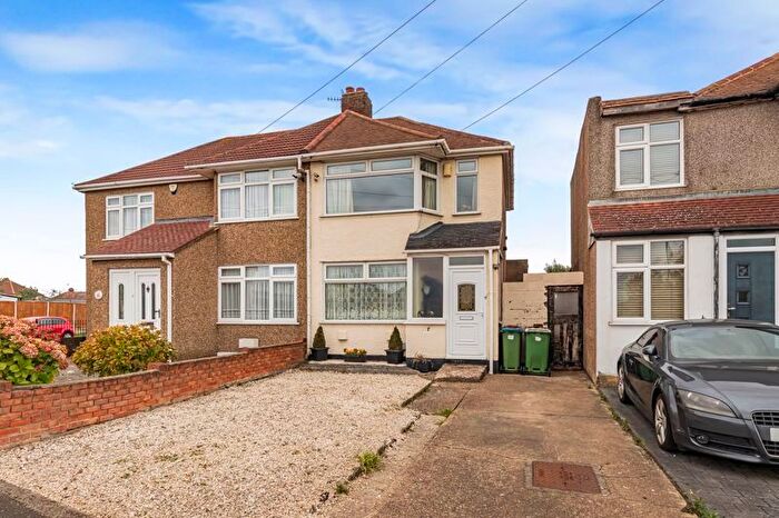 3 Bedroom Semi-Detached House For Sale In Wellan Close, Sidcup, DA15