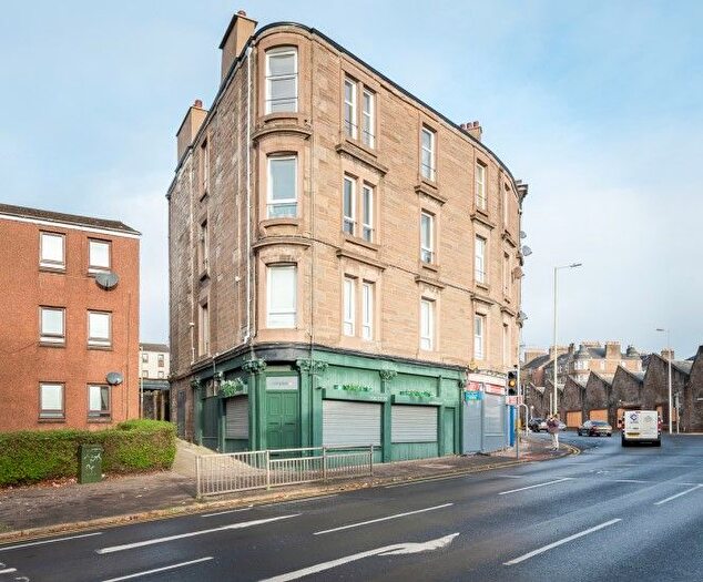 2 Bedroom Flat To Rent In Lambs Lane, Dundee, Angus, DD3