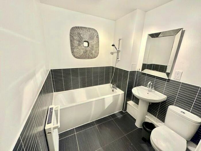 2 Bedroom Flat To Rent In Brooks Court, Harold Hill, RM3