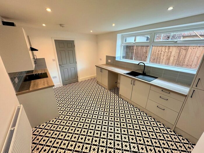 1 Bedroom Flat To Rent In Western Hill, Sunderland, SR2