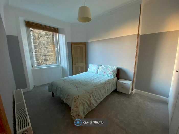 1 Bedroom Flat To Rent In Dalgety Street, Edinburgh, EH7