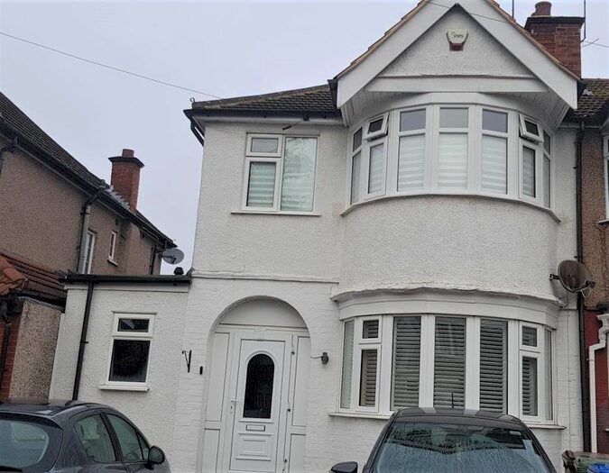 3 Bedroom End Of Terrace House To Rent In Drake Road, Harrow, HA2