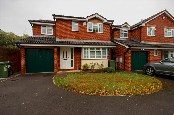 4 Bedroom Detached House To Rent In Roy King Gardens, Warmley, Bristol, BS30