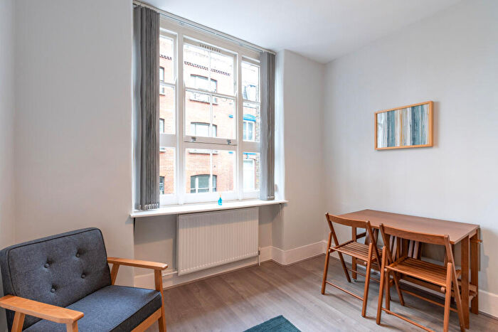 1 Bedroom Flat For Sale In Clerkenwell Road, London, EC1R