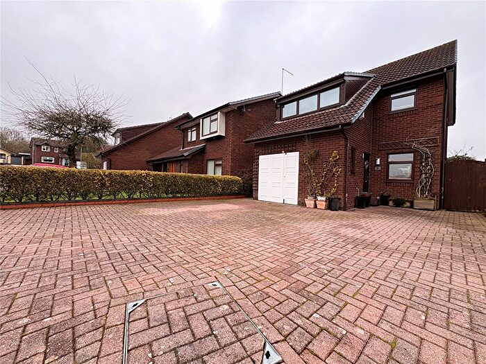 3 Bedroom Detached House For Sale In Pembroke Way, Daventry, Northamptonshire, NN11