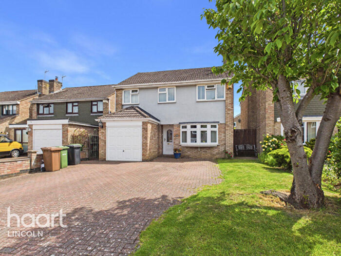 4 Bedroom Detached House For Sale In Broughton Gardens, Brant Road, LN5