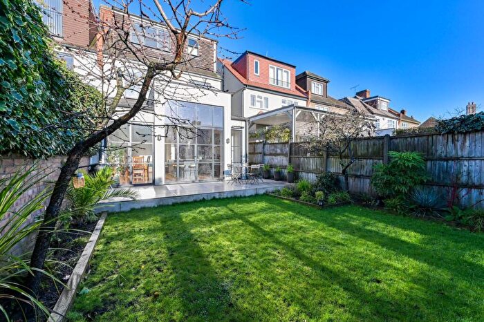 5 Bedroom Semi-Detached House For Sale In Hardinge Road, Kensal Rise, London, NW10