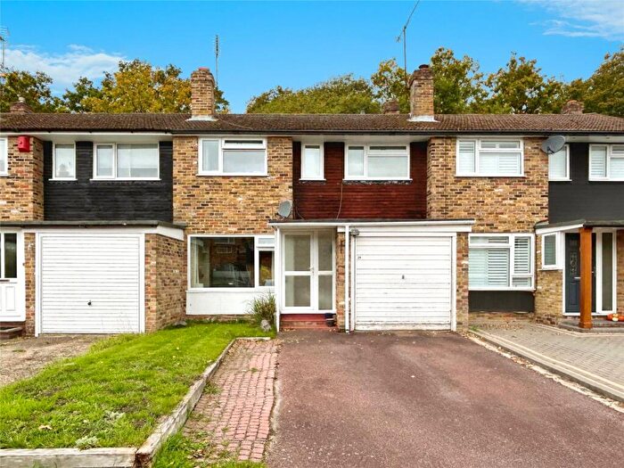 3 Bedroom Terraced House For Sale In Baileys Close, Blackwater, Camberley, GU17
