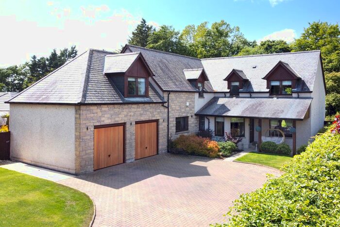 4 Bedroom Detached House For Sale In Tarriebank Gardens, Arbroath, DD11