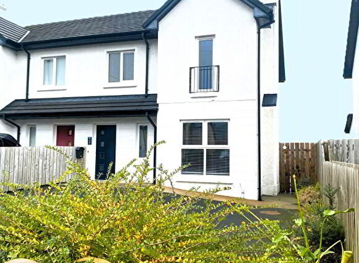 3 Bedroom Semi-Detached House For Sale In Hall Court, Newry, BT34