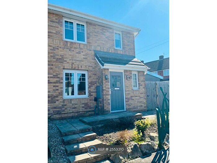 3 Bedroom Semi-Detached House To Rent In High Newham Road, Stockton On Tees, TS19