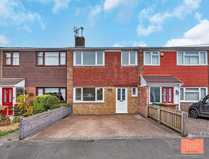 3 Bedroom Terraced House For Sale In Sir Stafford Close, Caerphilly, CF83