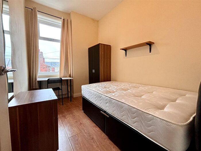 3 Bedroom Maisonette To Rent In Trewhitt Rd, Newcastle Upon Tyne, NE6