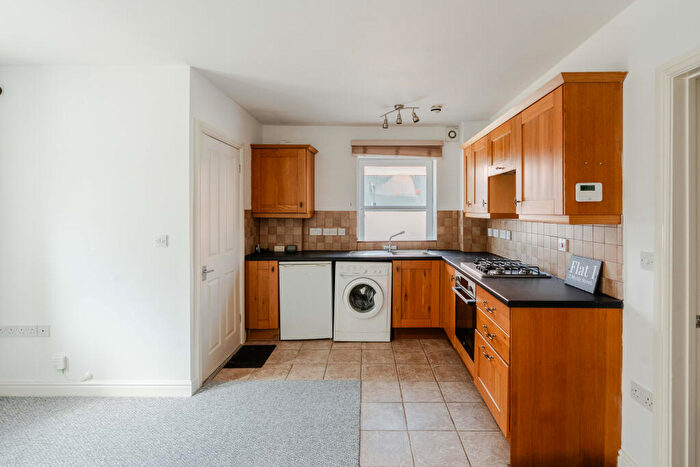 1 Bedroom Flat For Sale In Myrtle Street, Southville, Bristol, BS3