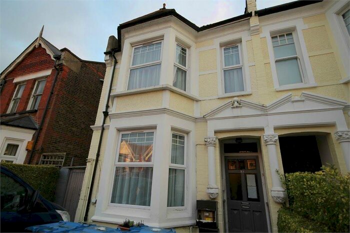 1 Bedroom Flat To Rent In Melrose Avenue, Willesden, NW2