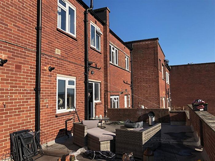 2 Bedroom Maisonette To Rent In South Street, Exeter, EX1