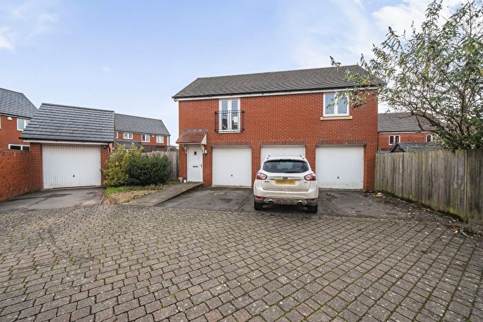 2 Bedroom Flat To Rent In Mayfield Way, Cranbrook, Exeter, EX5