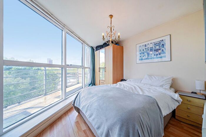 1 Bedroom Flat For Sale In Sweden Gate, London, SE16