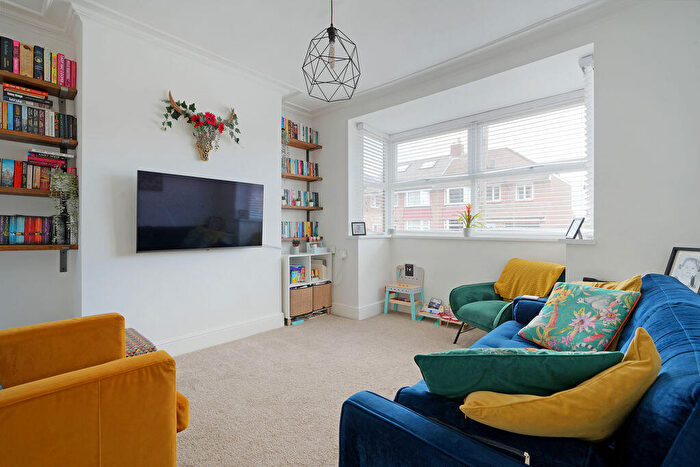 4 Bedroom Terraced House For Sale In Marlcliffe Road, Wadsley, Sheffield, S6