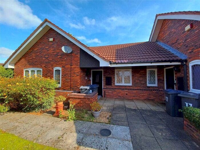 2 Bedroom Bungalow To Rent In Checkley Croft, Sutton Coldfield, B76