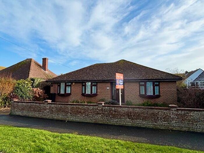 3 Bedroom Detached Bungalow For Sale In Bonnar Road, Selsey, PO20