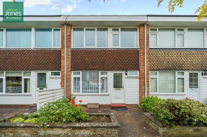 2 Bedroom Property To Rent In Arundel Gardens, Rustington, Littlehampton, BN16