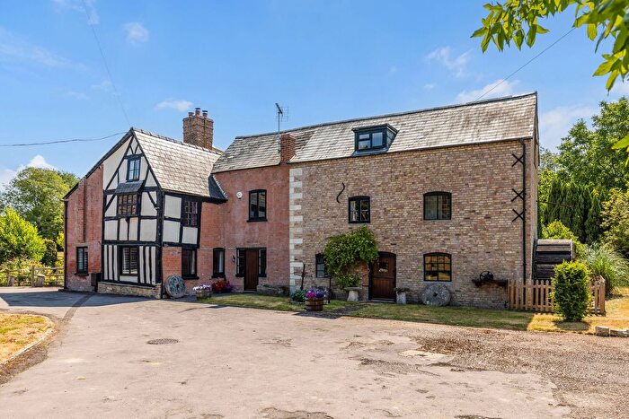 6 Bedroom Detached House For Sale In Bondend Road, Upton St. Leonards, Gloucester, GL4