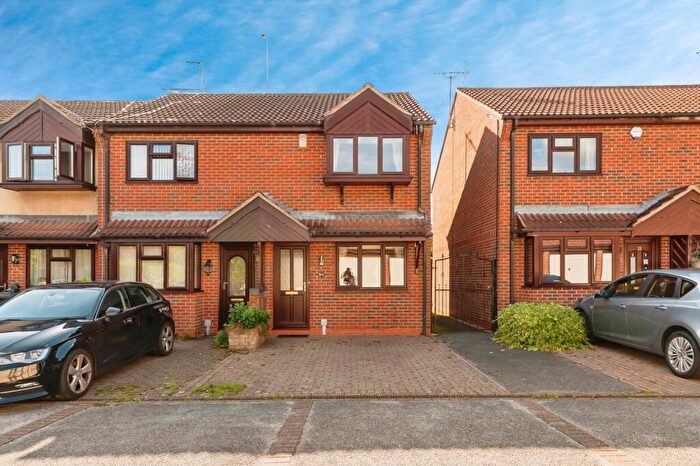 2 Bedroom End Of Terrace House For Sale In Harberton Close, Nottingham, Nottinghamshire, NG5