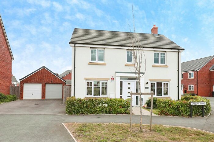 4 Bedroom Detached House For Sale In Anslow Road, Wellesbourne, Warwick, CV35