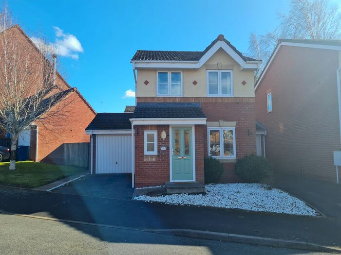 3 Bedroom Detached House To Rent In Burnthill Lane, Rugeley, Staffordshire, WS15