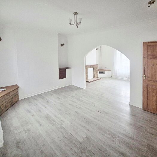 2 Bedroom House To Rent In Oakwood Street, Port Talbot, SA13