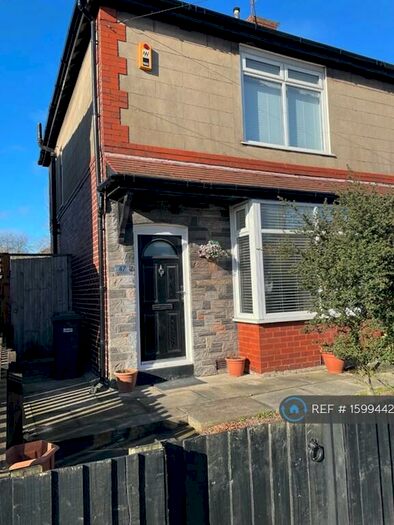 2 Bedroom Semi-Detached House To Rent In Crompton Avenue, Bolton, BL2