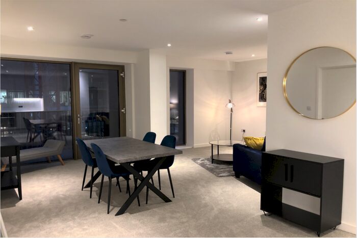 2 Bedroom Apartment To Rent In Block A Local Crescent, M5