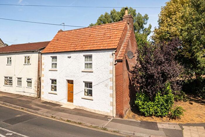 3 Bedroom Character Property For Sale In West Street, Warminster, BA12