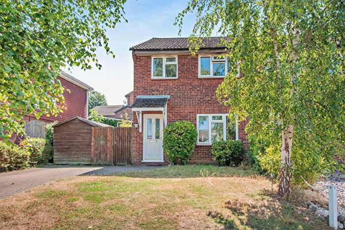 3 Bedroom Semi Detached House For Sale In Longham Copse, Downswood, Maidstone, ME15