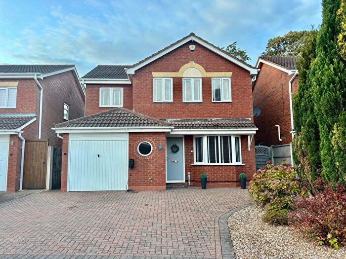 4 Bedroom Detached House For Sale In Linnet Hill, Mickleover, Derby, DE3