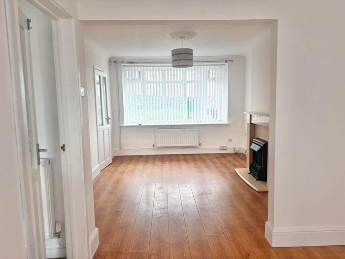 3 Bedroom Semi-Detached House To Rent In Bexhill Road, Sunderland, SR5