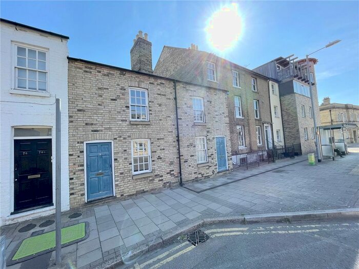 2 Bedroom Terraced House To Rent In Castle Street, Cambridge, CB3