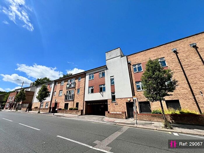 2 Bedroom Apartment For Sale In Wickham Lane, London, SE2